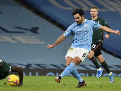 Ilkay Gundogan goals extend Manchester City's lead, but Pep Guardiola wary of paying the penalty