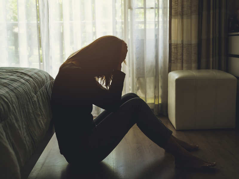 8 common signs of clinical depression - Times of India