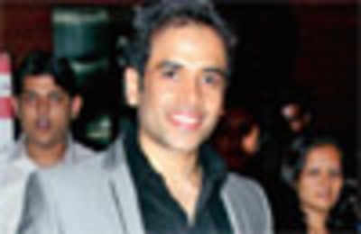 Tusshar at Shor In the City's premiere night