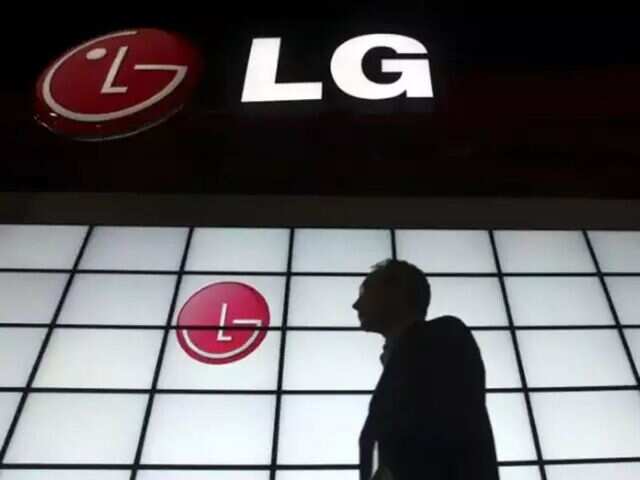 LG may help develop the foldable Apple iPhone screen: Report LG may help develop the foldable Apple iPhone screen: Report