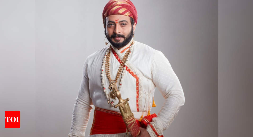 Great Chhtrapati Shivaji.....Fancy dress competition- first prize - YouTube