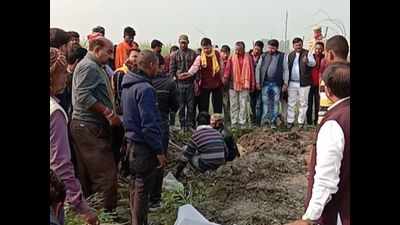 Unnao deaths: Bodies of victims buried in Unnao village under heavy security blanket