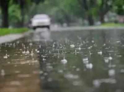 of city see light rain, temps stay above normal | Mumbai News - Times of India