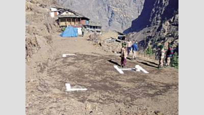 Uttarakhand: 14-member team of experts on way to lake formation site