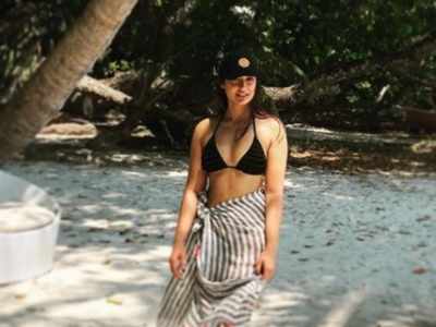 Ileana DCruz's Andaman beach stroll in black bikini