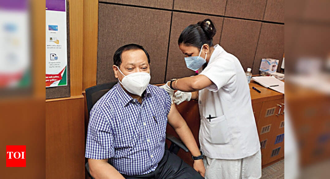 New variant scare in country: Assam paces up Covid shots | Guwahati ...