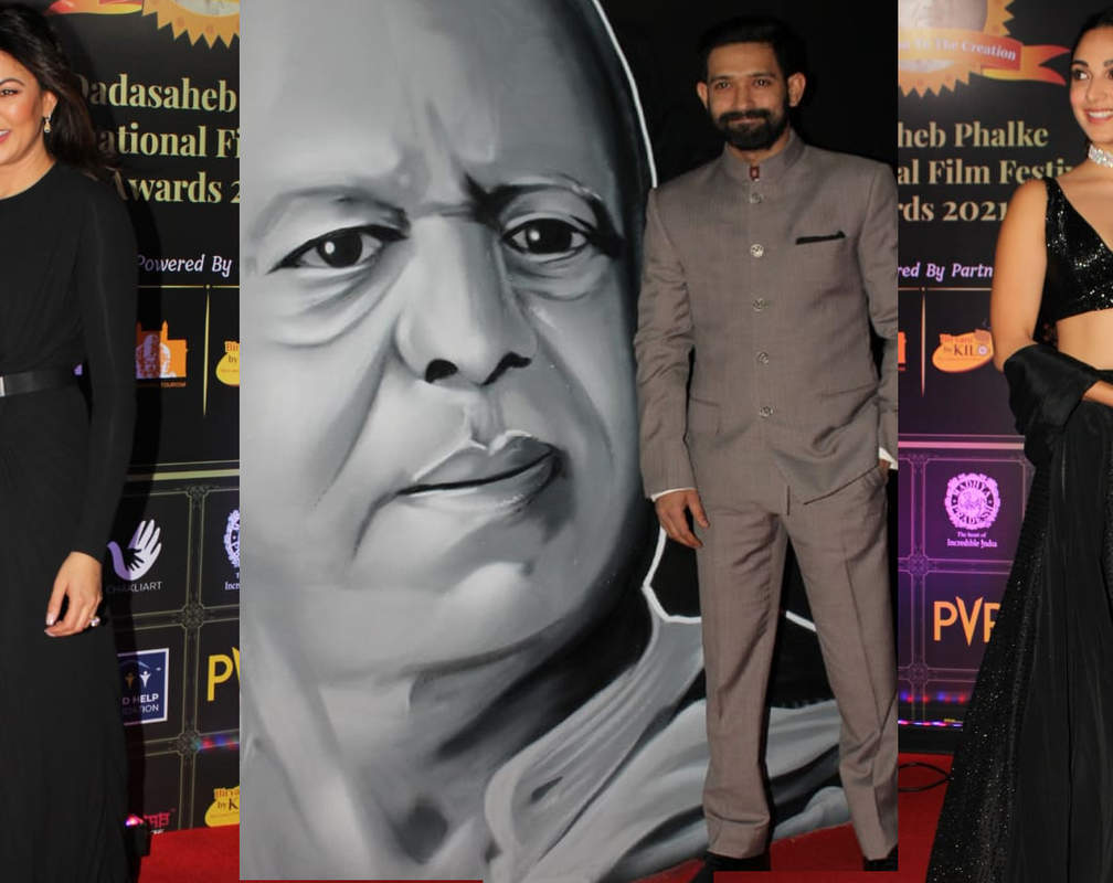 
From Sushmita Sen to Kiara Advani to Nora Fatehi, Bollywood celebs mark their presence at the Dadasaheb Phalke International Film Festival Awards 2021
