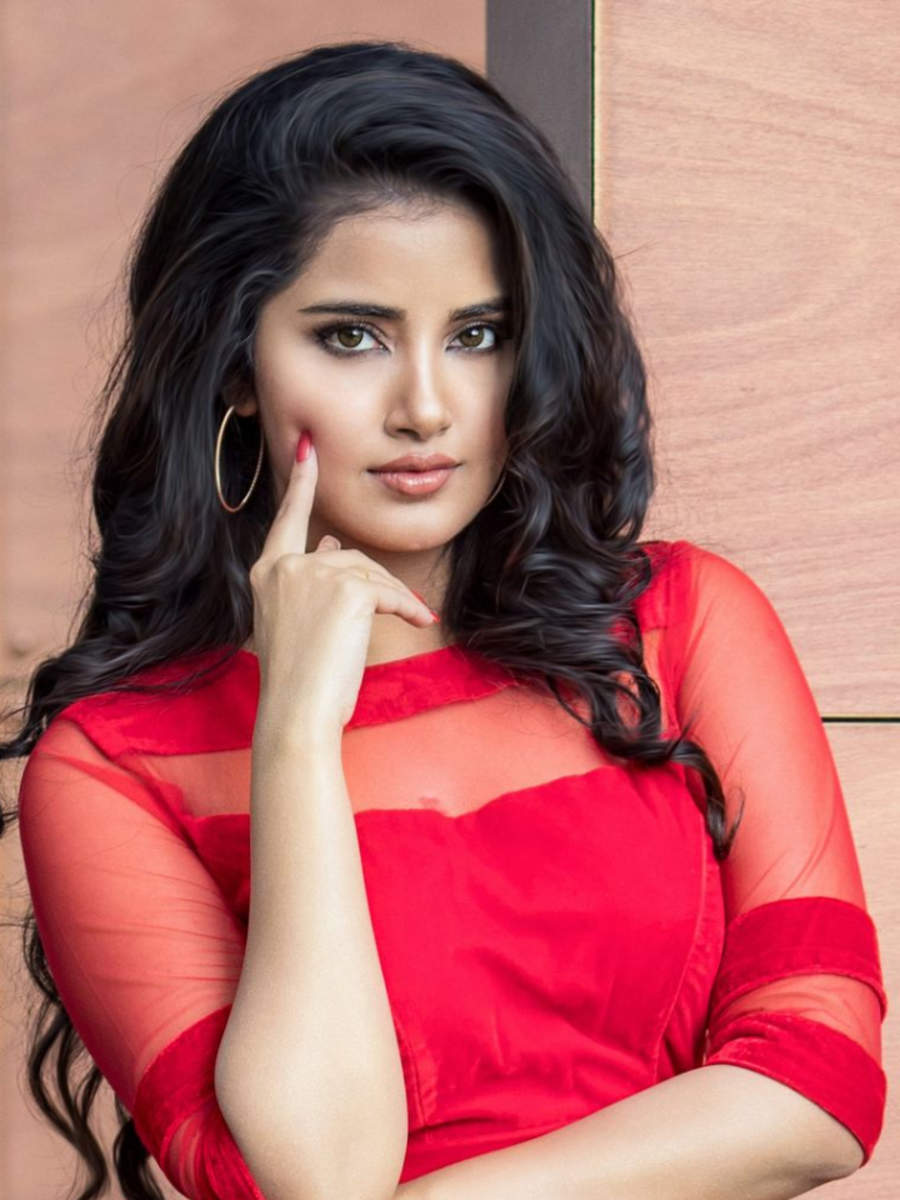 These Uber Gorgeous Pictures Of Anupama Parameswaran Will Leave You Fascinated Times Of India