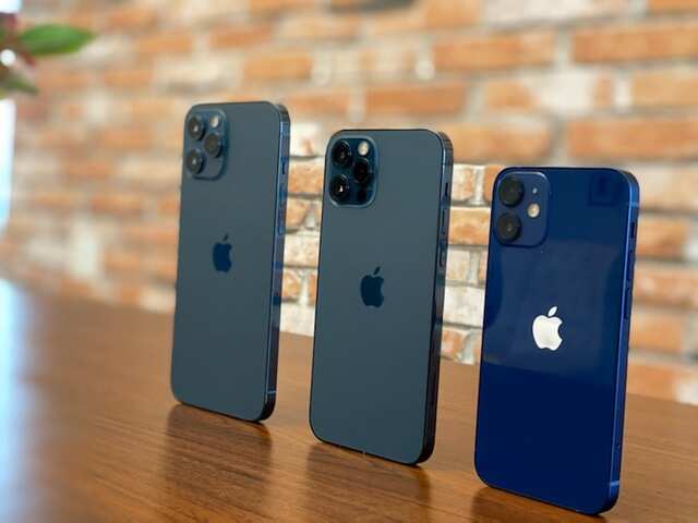 The iPhone 12 series helps Apple beat Samsung The iPhone 12 series helps Apple beat Samsung