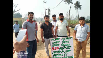 More signboards calling for ‘BJP boycott’ come up in UP villages