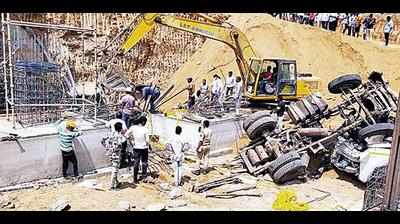 Truck overturns, 2 workers from Odisha die at construction site