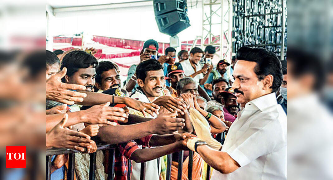 the-battle-is-between-dmk-and-aiadmk-there-is-no-room-for-any-other