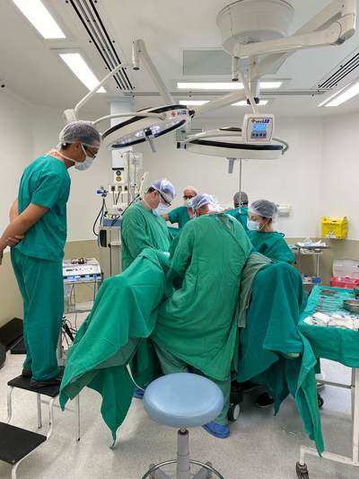 Brazil trans twins undergo gender confirmation surgery together