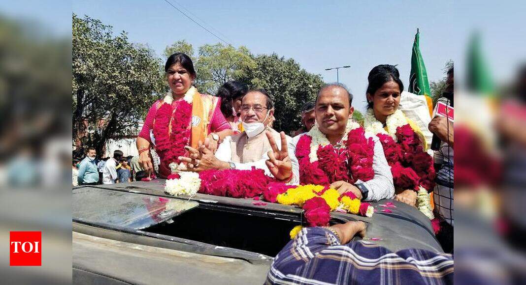 Race wide open for Vadodara mayor’s post | Vadodara News - Times of India