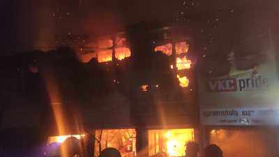 10 electronic goods shops gutted in Madurai