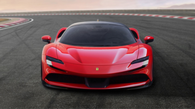Research 2023
                  FERRARI SF90 Stradale pictures, prices and reviews