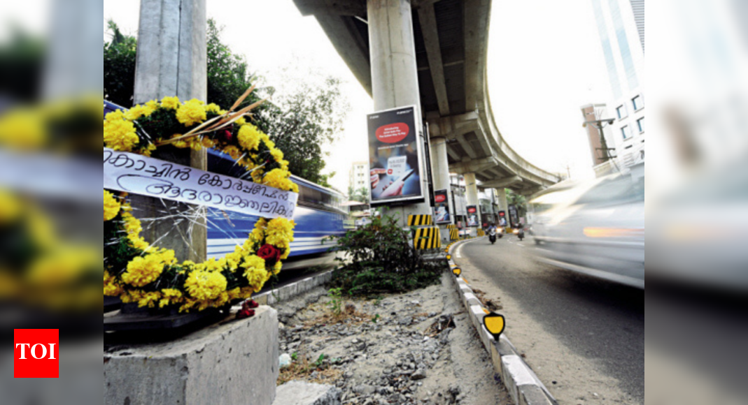 Kerala: Two die in accident at Elamkulam curve | Kochi News - Times of ...