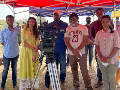 Keerthy Suresh & Selvaraghavan start shooting for Saani Kaayidham