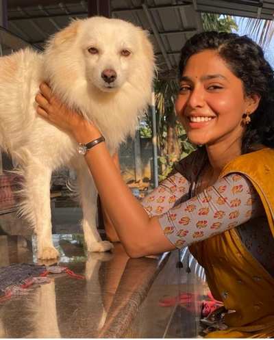 Aishwarya Lekshmi shares the pic of her costar in Archana 31 Not Out
