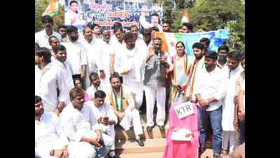 Telangana: KTR misleading 40 lakh youth on jobs recruitment, says Congress leader Dasoju Sravan