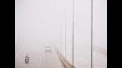 Fog in Goa disrupts flights, keeps passengers waiting