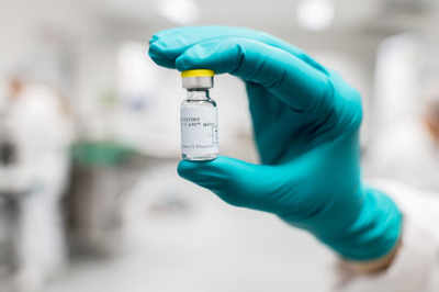 US advisers endorse single-shot Covid-19 vaccine from J&J