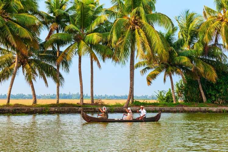 Where to go boating in India?