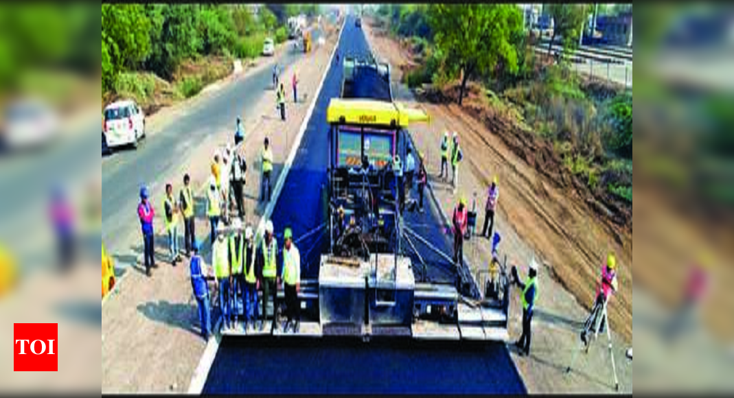 Karnataka 25km of single NH lane laid in 18 hours Bengaluru News