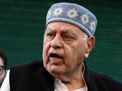 Farooq Abdullah wants Congress to be strong to fight 'divisive forces' in country