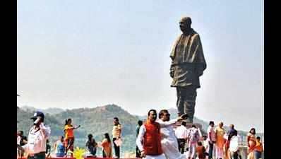 Sanskrit touches newer heights around SoU statue