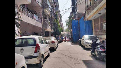 Delhi: Angry Adarsh Nagar residents say lax patrolling leading to a spurt in crime