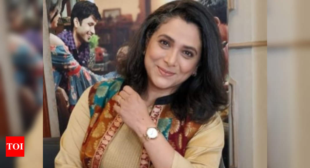 Supriya Pilgaonkar marks 5 iconic years of her 'beloved' show Kuch Rang ...
