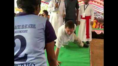 Rahul Gandhi takes fitness challenge with student