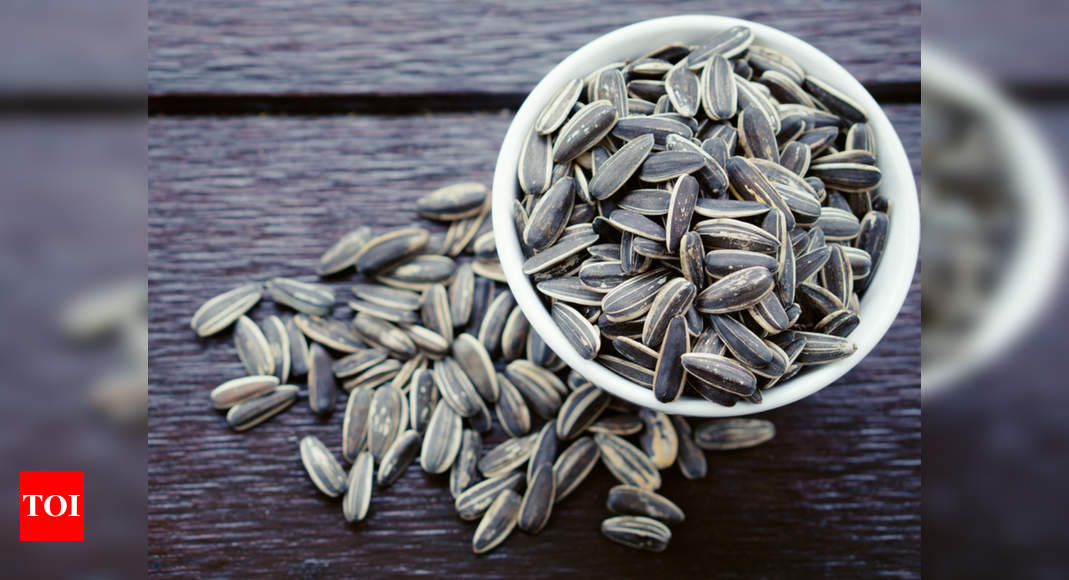Sunflower seeds: Nutrition, health benefits and the best way to have them