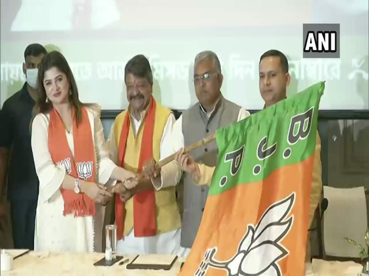 Bengali Film Actress Srabanti Chatterjee Joins Bjp West Bengal Election News Times Of India