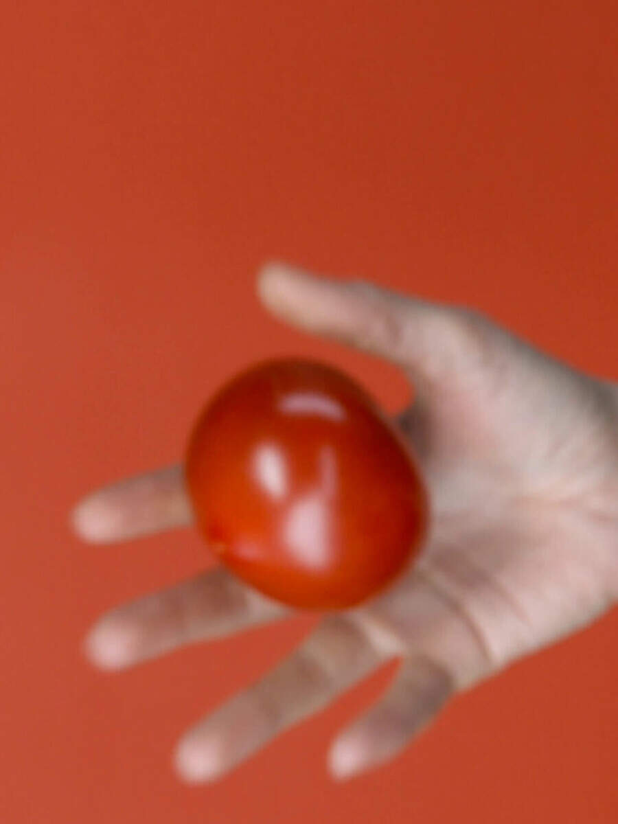 Benefits of tomatoes on skin Times of India