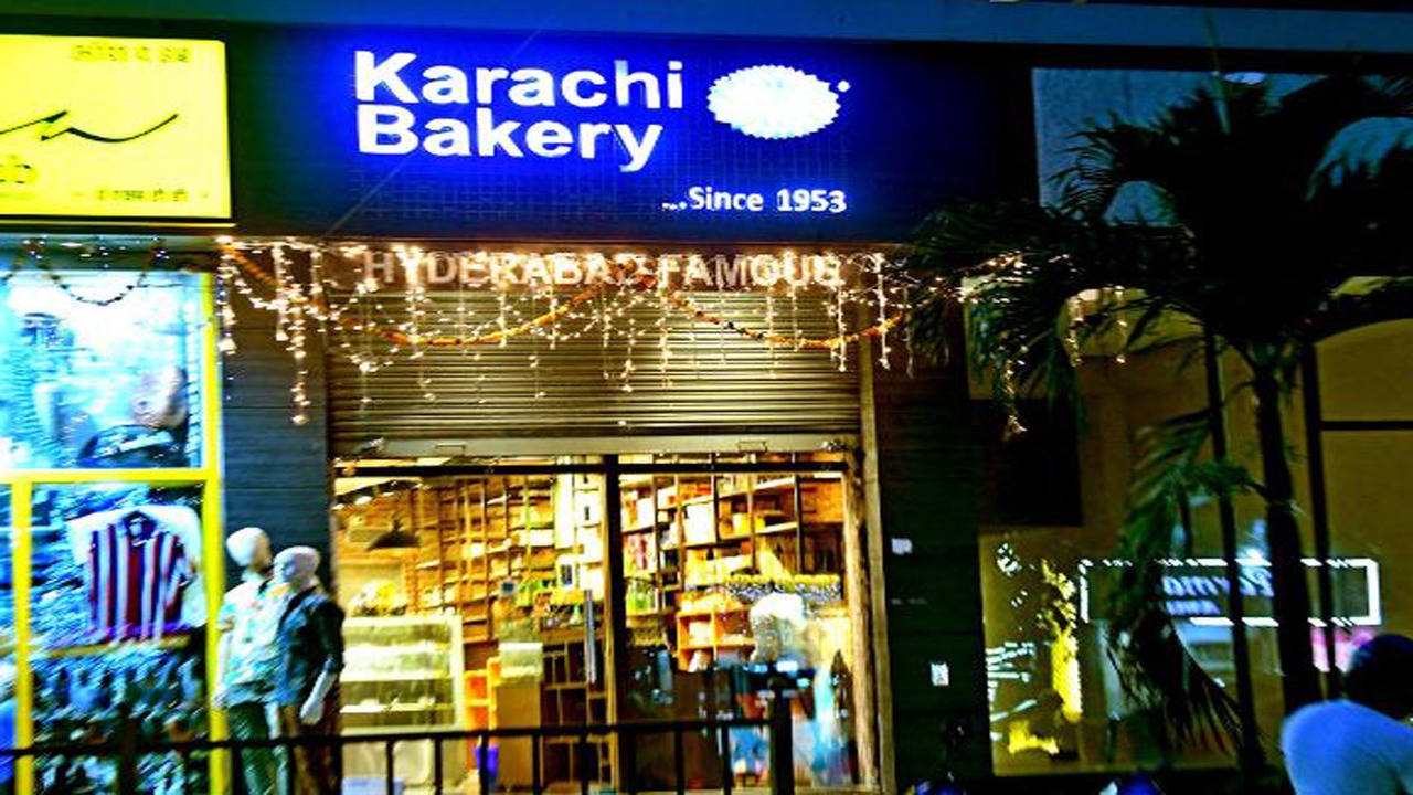 10 Karachi bakeries selling Christmas cakes and catering to anyone with a  sweet tooth - Local - Images