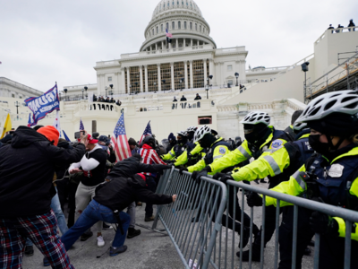 Police uncover 'possible plot' by militia to breach Capitol