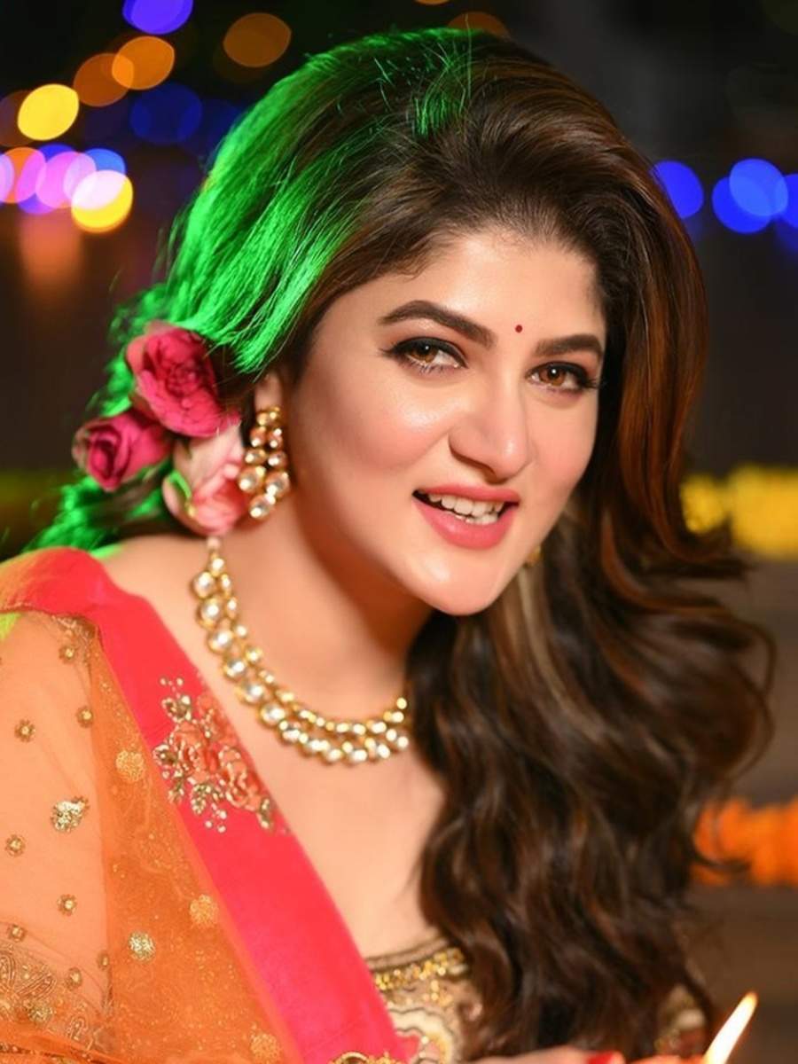 Srabanti Chatterjee Is A True Fashionista Times Of India