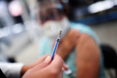 US ramps up COVID-19 vaccination efforts