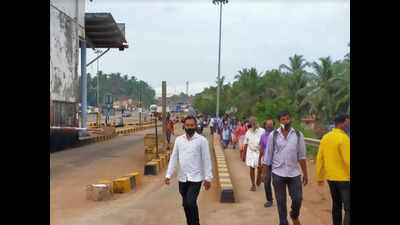 Karnataka: DC solves issues of Mangaluru-Talapady commuters