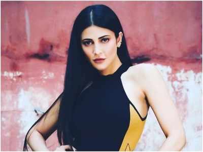 Shruti Haasan’s team had a sweet surprise for her