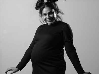 Mom-to-be Hariteja trolled for her new maternity photoshoot