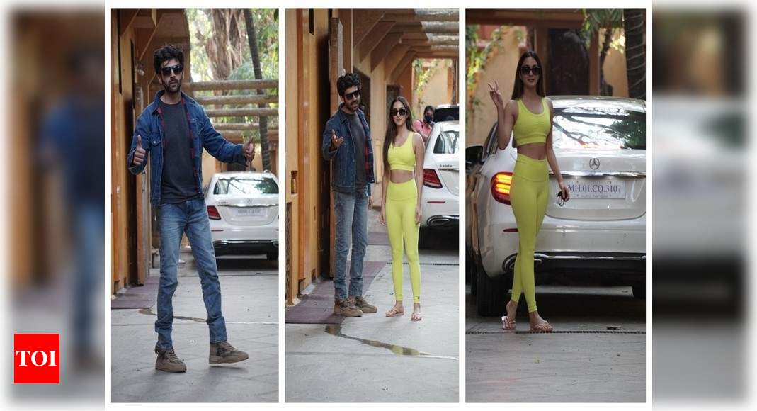 Pic: Kartik Aaryan and Kiara Advani look all excited as they join a dance class in Mumbai – Times of India
