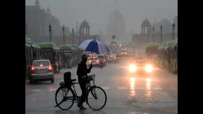 Light rain likely in Delhi today, mercury to rise soon