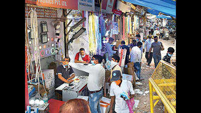 Delhi: RWAs, markets act tough as they seek to keep Covid at bay