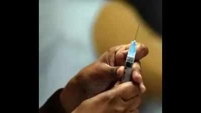 65-year-old Goregaon man collapses in chair, dies after vaccine 1st dose