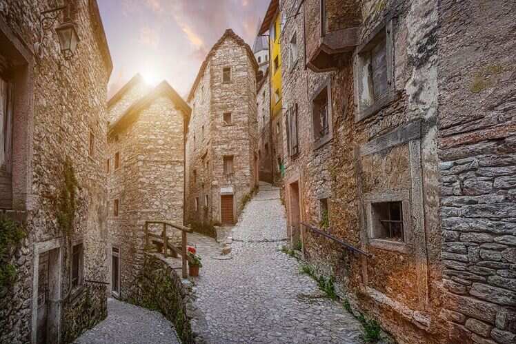 Prettiest French towns that seem straight out of fairy-tale | Times of ...