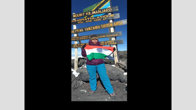 Aiming for her dreams, Chhattisgarh woman scales Mt Kilimanjaro