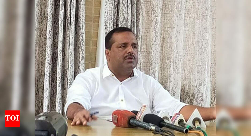 'BJP MLAs, MP failed to bring funds for DK'
